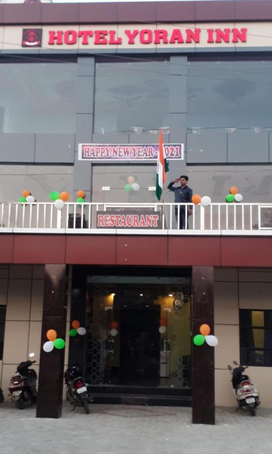 Hotel Yoran Inn & Restaurant By Wb Inn Sadabad Exterior photo